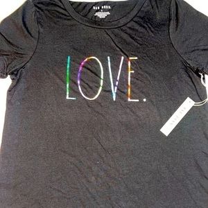 NWT Rae‎ Dunn LOVE Shirt